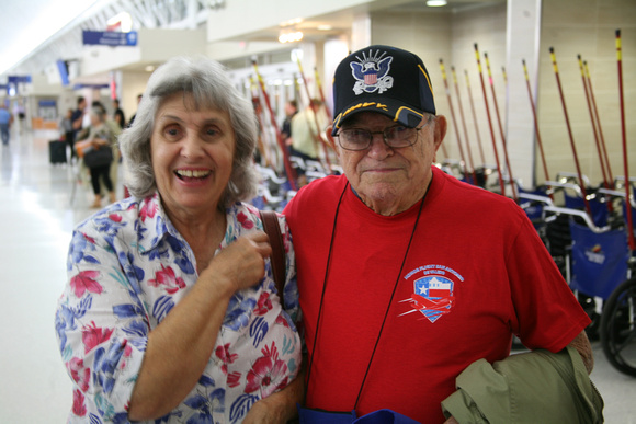 1st day Honor Flight 9-12-2014 (11)